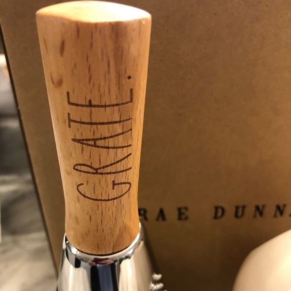 Rae Dunn Grater Set - Picture 2 of 9